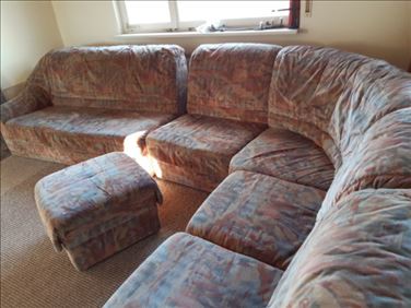 Abbildung: Couch-Garnitur