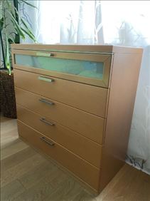 Abbildung: Kommode (Hülsta, Buche Furnier, L:94,H:90, Tiefe 40 cm)