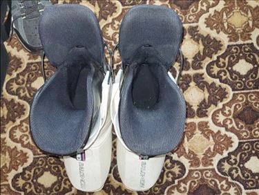 Abbildung: Skischuhe Herren, Größe 42