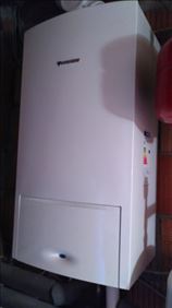 Abbildung: Gasbrennwerttherme 13 kW