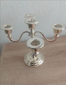 Abbildung: Top Kerzenständer gegen altes Fahrrad 